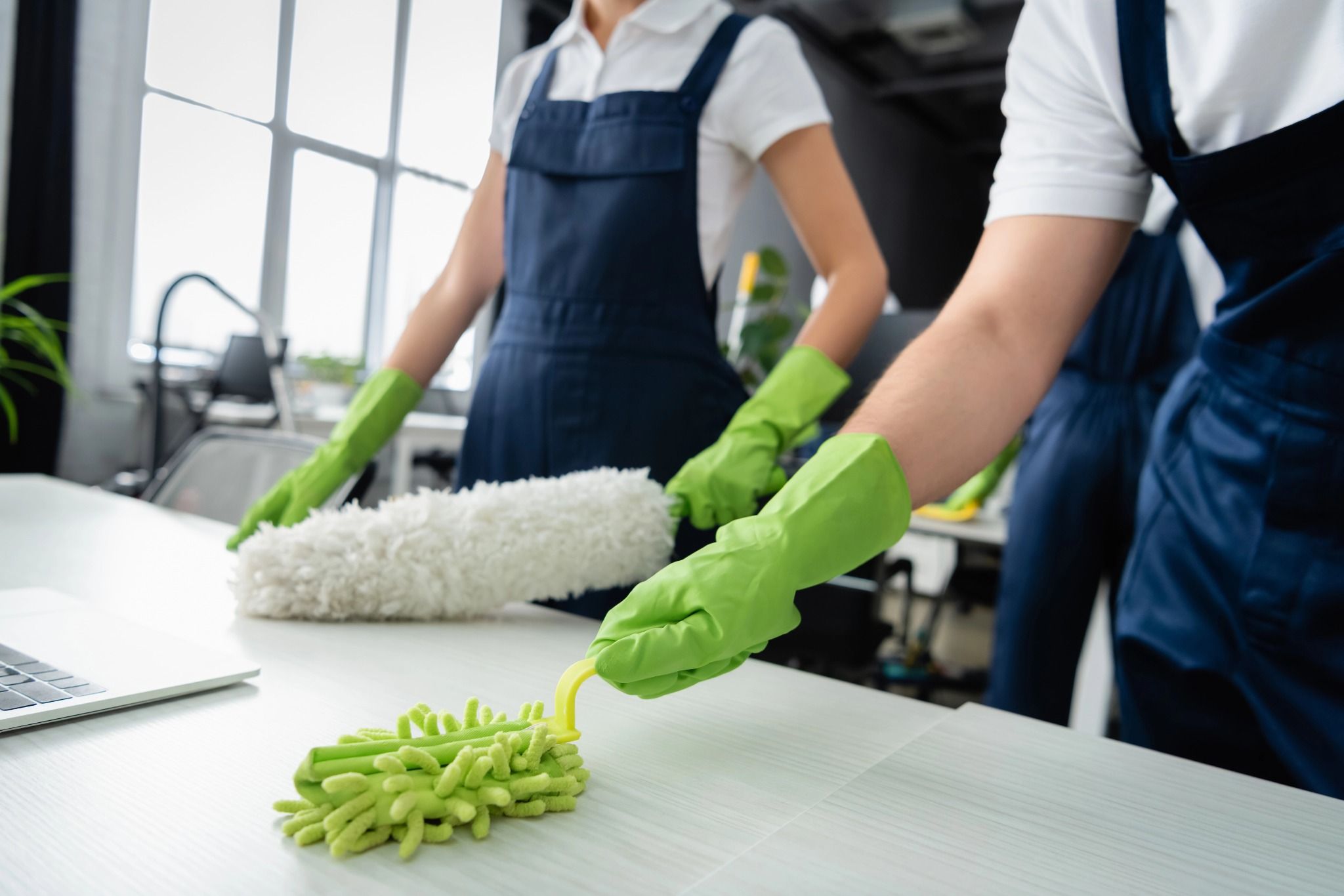 desk-cleaning-service-london